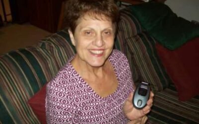 Real Reasons Older Adults Choose Own Home Care